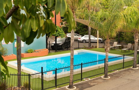 Berri Hotel - Tourism Canberra 4