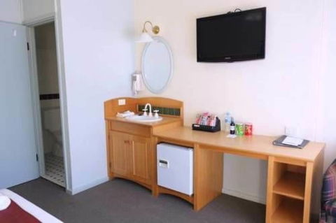 Berri Hotel - Tourism Canberra 5