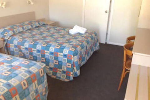 Gabriel Motor Inn - Tourism Canberra 7