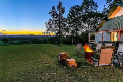 Vineyard Hill - Tourism Canberra 2