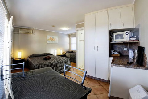 Bali Hi - Tourism Canberra 4