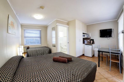 Bali Hi - Tourism Canberra 5