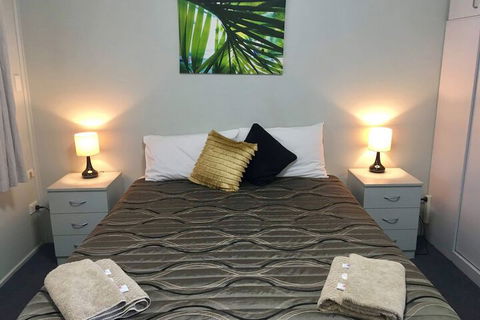Hatton Vale Motel - Tourism Canberra 4