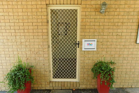 Hatton Vale Motel - Tourism Canberra 2