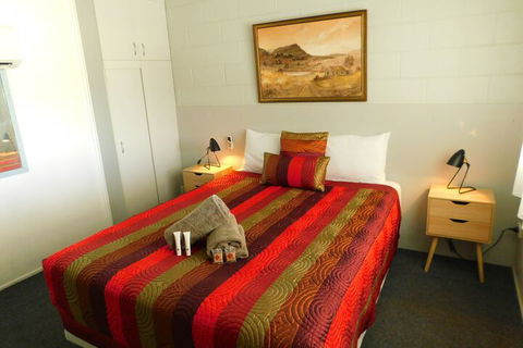 Hatton Vale Motel - Tourism Canberra 6