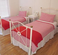 The Little Red Hen Bed  Breakfast - Tourism Canberra