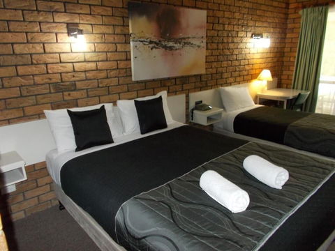Park House Motor Inn - Tourism Canberra 5