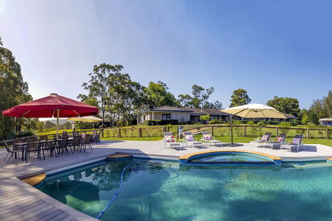 Burncroft Guest House - Tourism Canberra 1