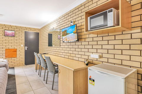 The Stagecoach Inn Motel - Tourism Canberra 6