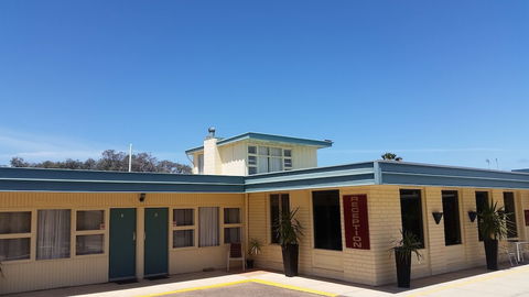 Ceduna East West Motel - Tourism Canberra 1