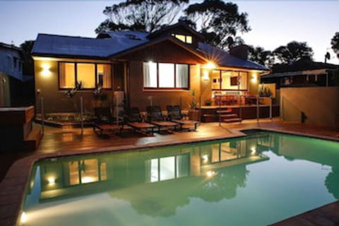 Waikiki Beach Bed & Breakfast - Tourism Canberra 2