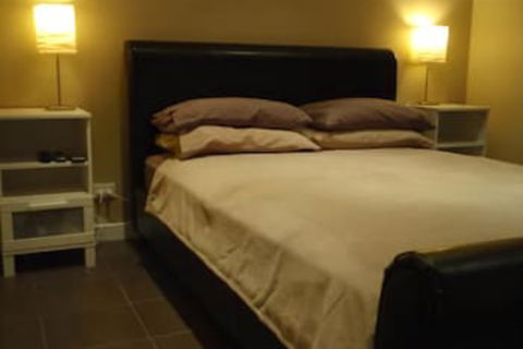 Waikiki Beach Bed & Breakfast - Tourism Canberra 6