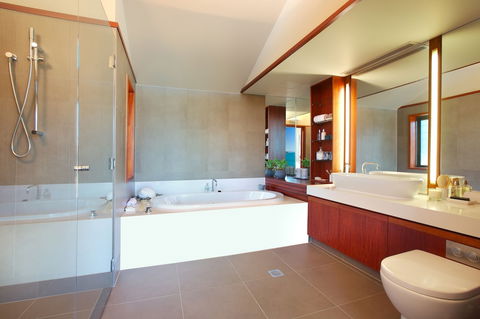 Yacht Club Villas - Tourism Canberra 4