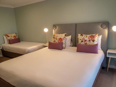 Nagambie Waterfront Motel - Tourism Canberra 1