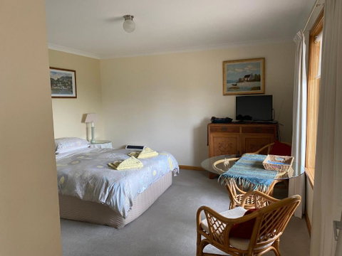 Protea Hill - Tourism Canberra 4