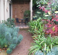 Moongate Accommodation - Tourism Canberra