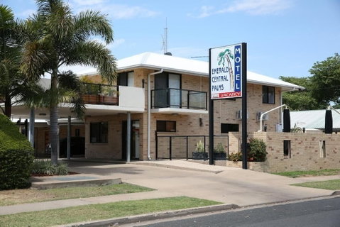 Emerald Central Palms Motel - Tourism Canberra 0