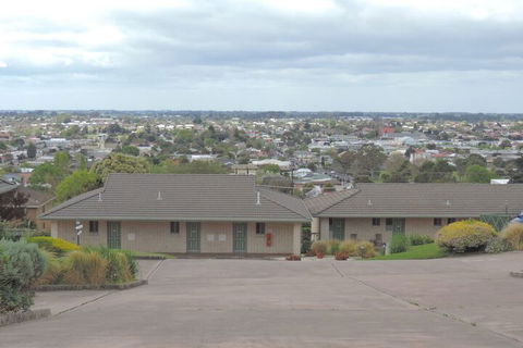 Comfort Inn The Lakes - Tourism Canberra 6