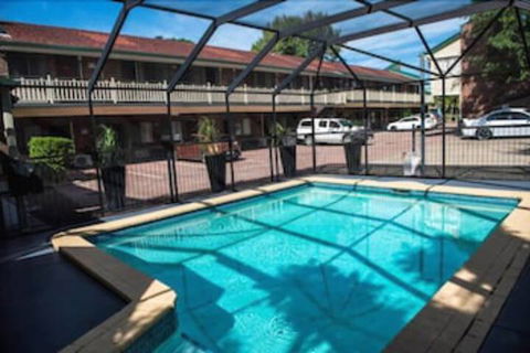 Garden City Motor Inn Mt Gravatt - Tourism Canberra 1