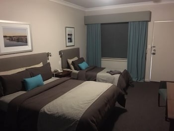 Pastoral Hotel Motel - Tourism Canberra 1