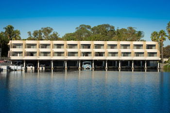 Capri Waters Country Club - Tourism Canberra 2