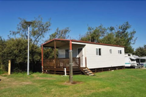NRMA Stockton Beach Holiday Park - Tourism Canberra 3