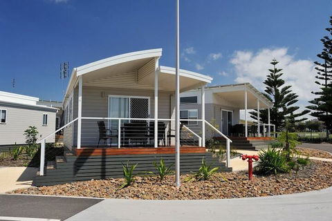 NRMA Stockton Beach Holiday Park - Tourism Canberra 1