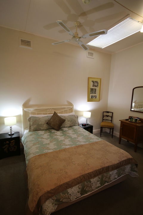 Seaview House - Tourism Canberra 6