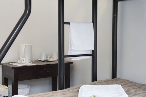Brunswick Hotel Hostel - Tourism Canberra 6