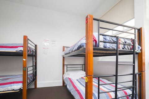 Brunswick Hotel Hostel - Tourism Canberra 1