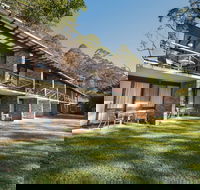 Avoca Beach Hotel - Tourism Canberra