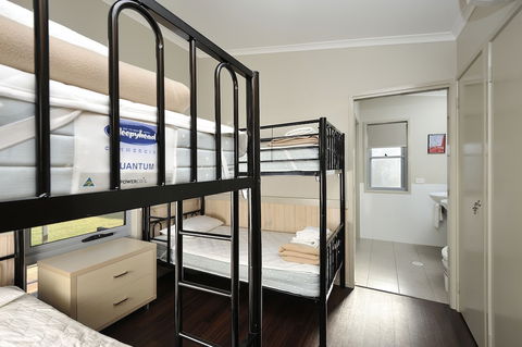 NRMA Sydney Lakeside Holiday Park - Tourism Canberra 4