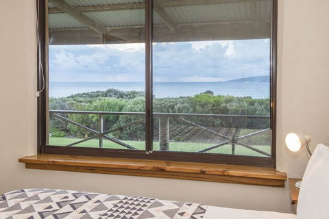 Chandlers Smiths Beach Villas - Tourism Canberra 7