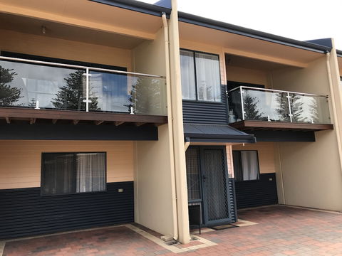 Driftwood Apartments - Tourism Canberra 3