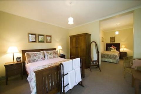Foxgloves B & B - Tourism Canberra 1