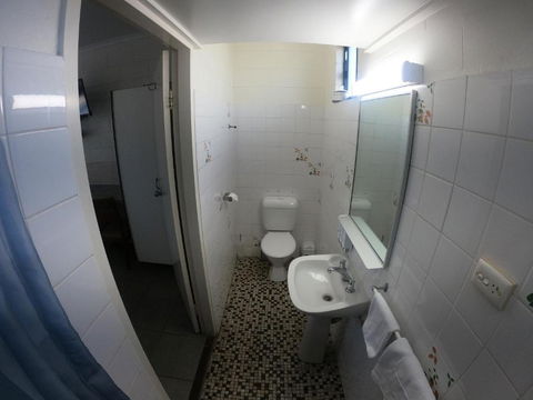 Coolabah Motel Townsville - Tourism Canberra 4