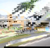 1770 Lagoons Central Apartment Resort - Tourism Canberra
