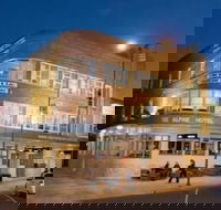 Alpine Hotel - Tourism Canberra