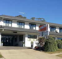 White Manor Motel - Tourism Canberra