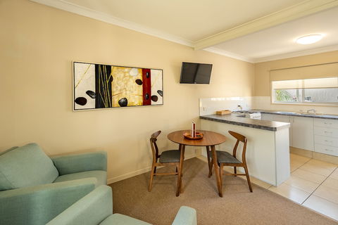 Ingenia Holidays White Albatross - Tourism Canberra 2