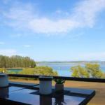 CHILL OUT LAKESIDE At FORSTER - Tourism Canberra 0