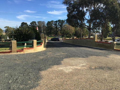 Alpine Country Motel - Tourism Canberra 1