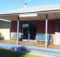 Anglesea Backpackers - Tourism Canberra