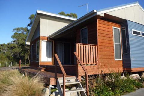 Yakkalla Holiday Cottage - Tourism Canberra 3