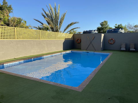 Capricorn Holiday Park - Tourism Canberra 1