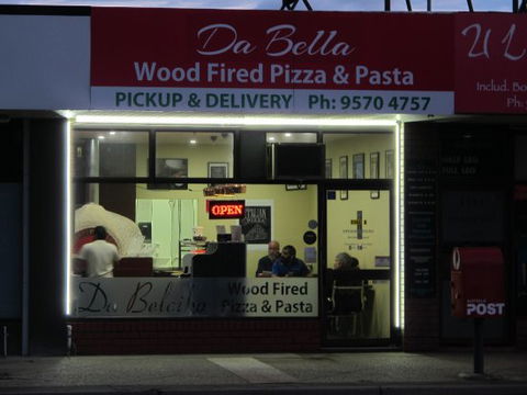 Da Bella Woodfire Pizza - Tourism Canberra 0