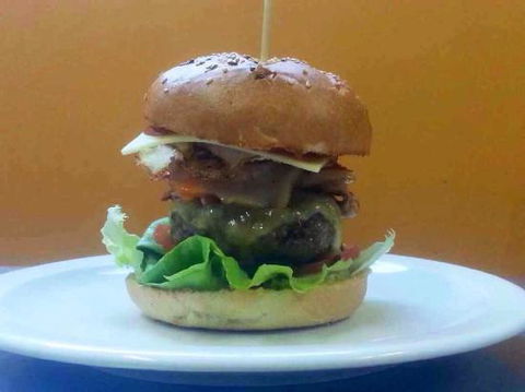 Cafe Aberdeen - Tourism Canberra 0