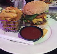 DJ's Diner and Bar - Tourism Canberra