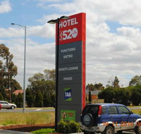Hotel 520