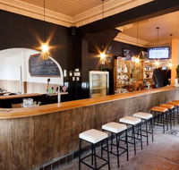 The Bridge Hotel - Tourism Canberra
